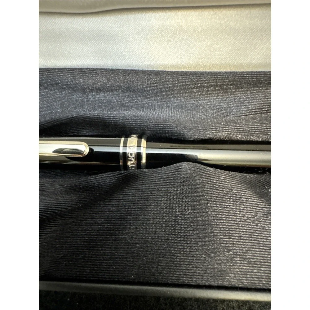 Luxurious Montblanc Meisterstuck 163 Classique Rollerball Pen